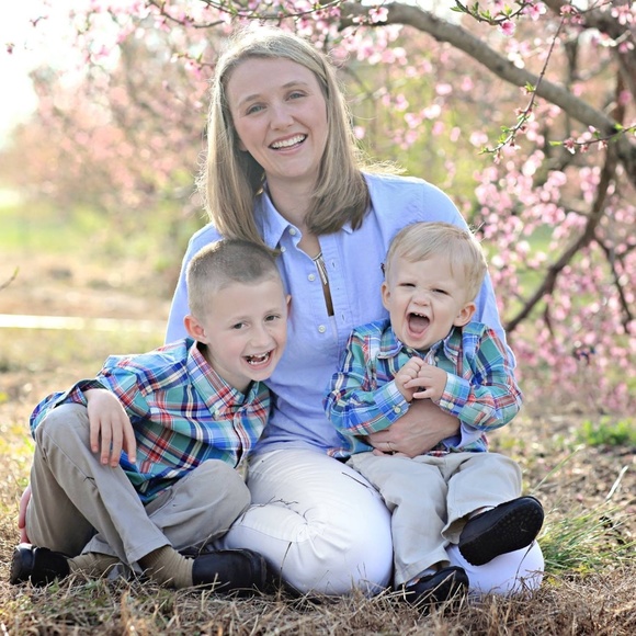 Meet your Posher, Ashley - Picture 1 of 1